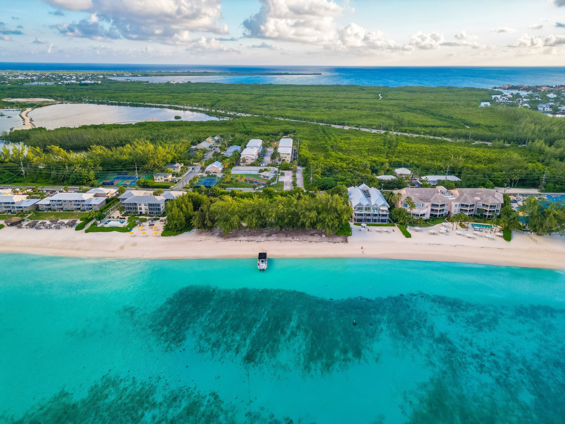 Grand Cayman, Cayman Islands; Detective Agency Cayman Islands, Commercial Investigation Cayman Islands, Detective Team Cayman Islands, Corporate Investigator Cayman Islands