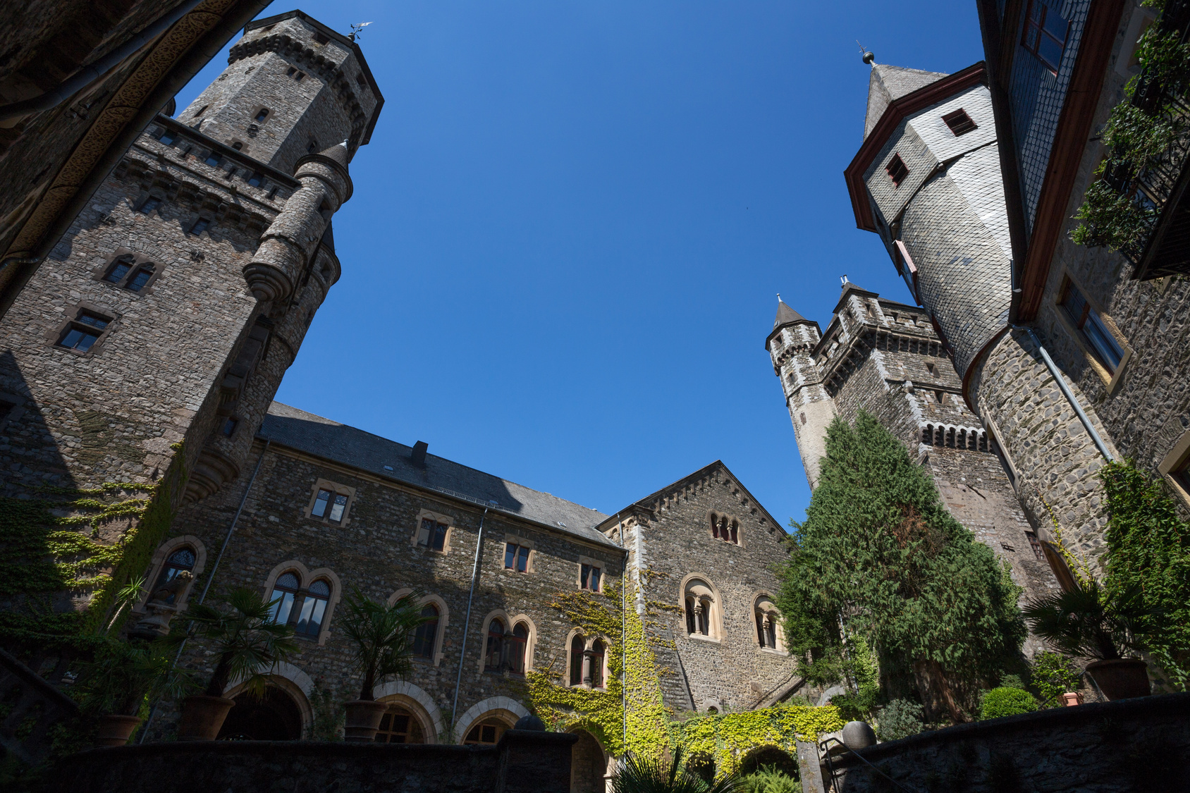 Castle Braunfels; Wirtschaftsdetektiv Wetzlar, Privatdetektei Wetzlar, Detektiv Braunfels