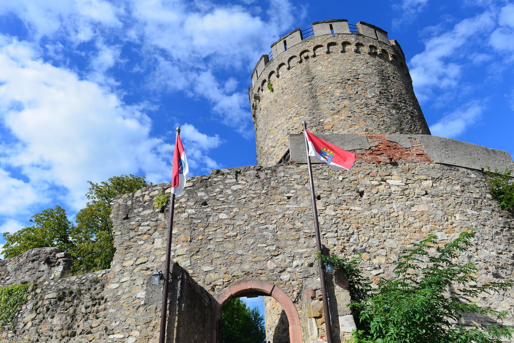 Schloss Alsbach; Wirtschaftsdetektiv Darmstadt, Privatdetektei Darmstadt, Detektei Alsbach-Hähnlein